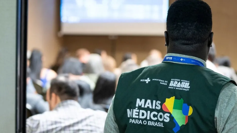 Mais Médicos bate recorde de inscritos com mais de 45,7 mil candidatos