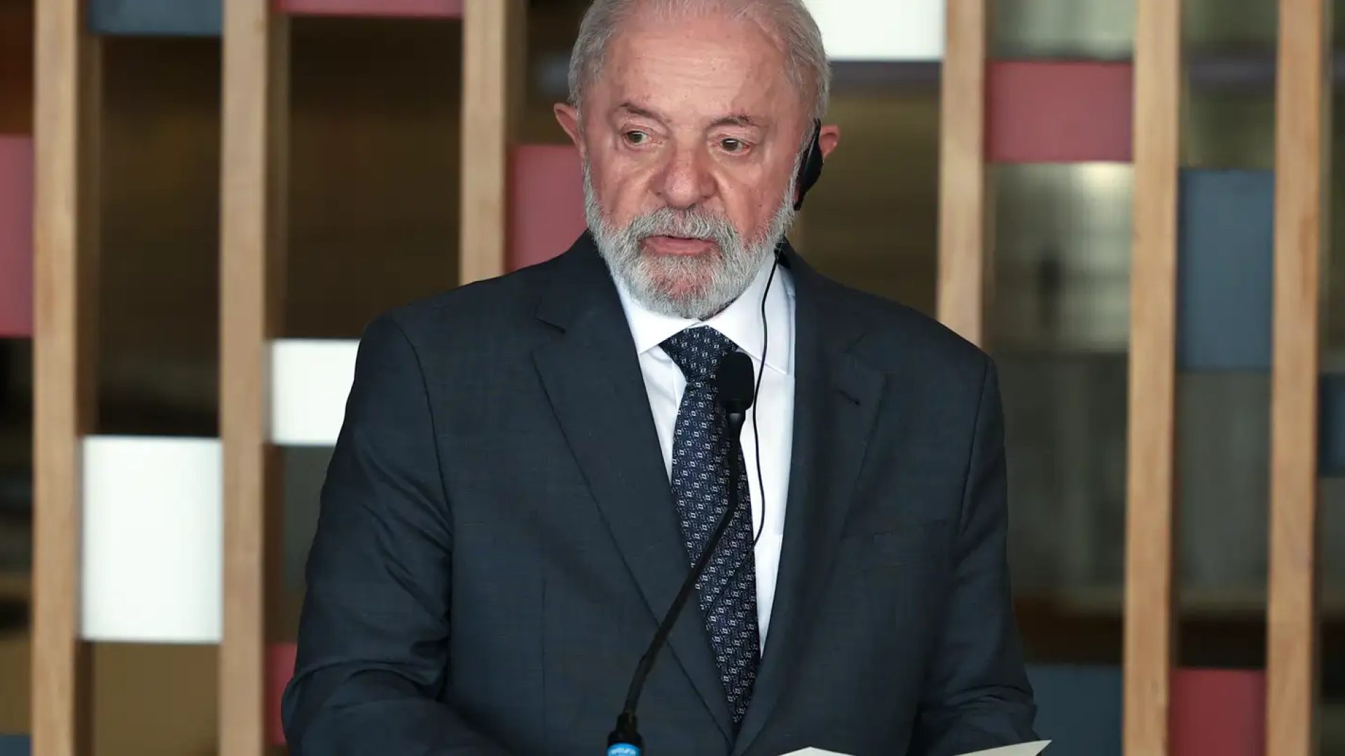 No Canadá, Lula critica escalada de conflitos no Oriente Médio