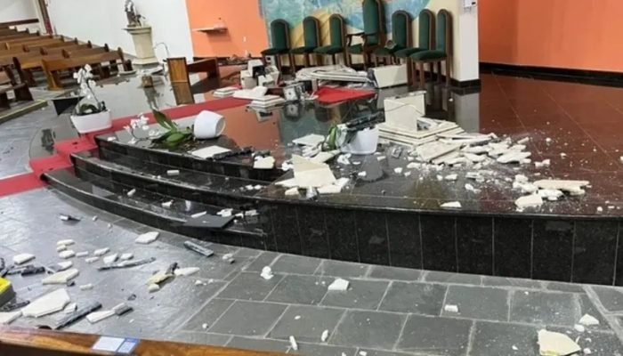Homem destruiu o altar, a pia batismal e até um teclado. Arquivo pessoal