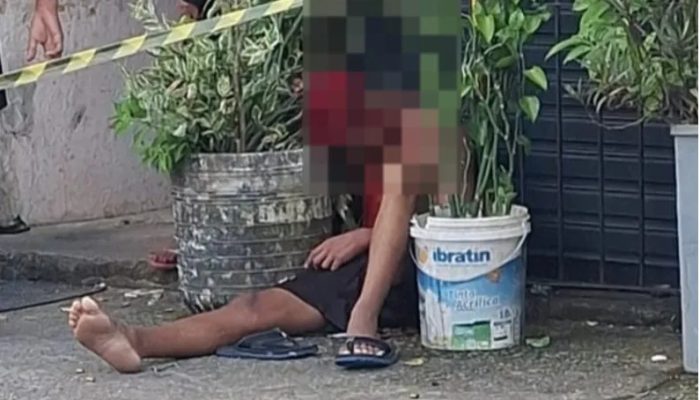 Adolescente de 15 anos é morto a tiros em frente à escola no Santos Dumont. Reprodução