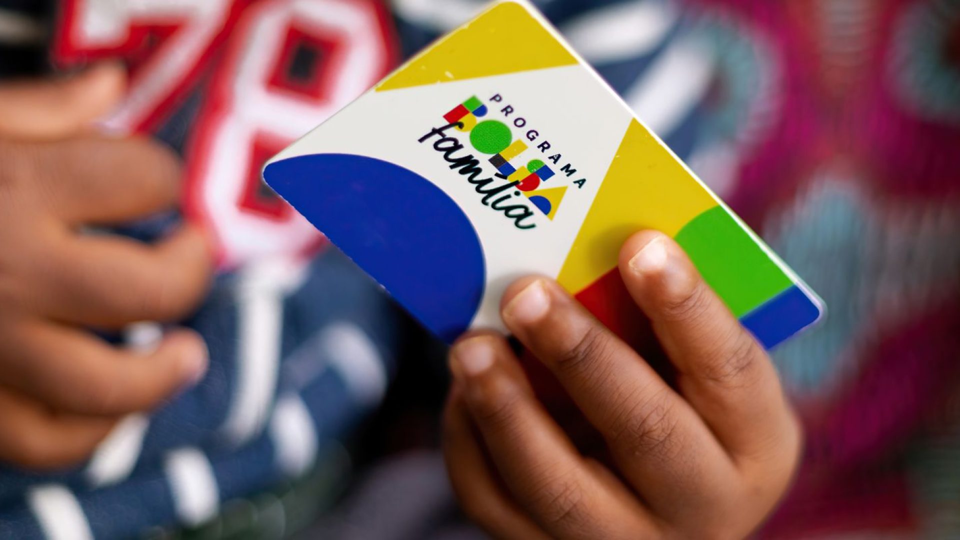 Caixa paga Bolsa Família a beneficiários com NIS de final 4