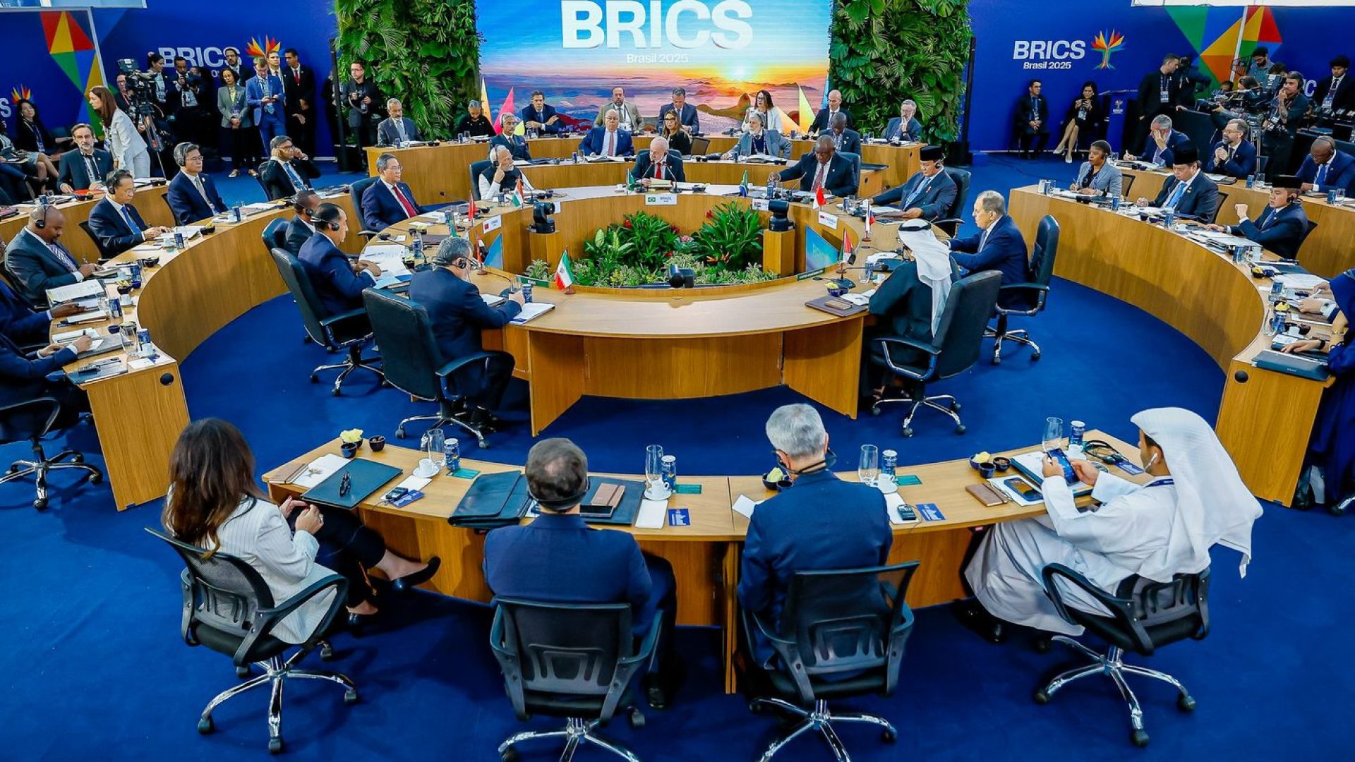 Lula condena ataques de Israel contra Irã e Palestina durante Brics