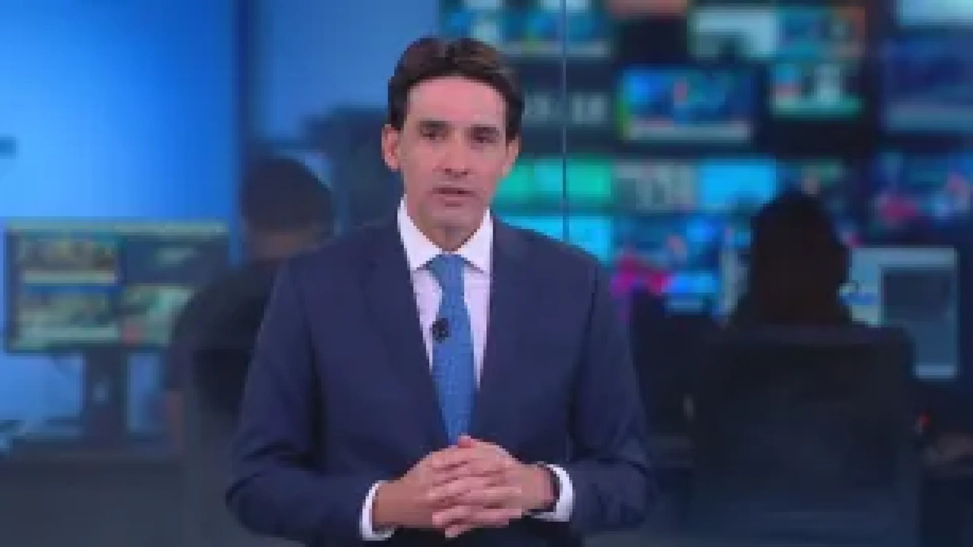 BR_CNN_050925_LIVE_CLEAN_frame_153439