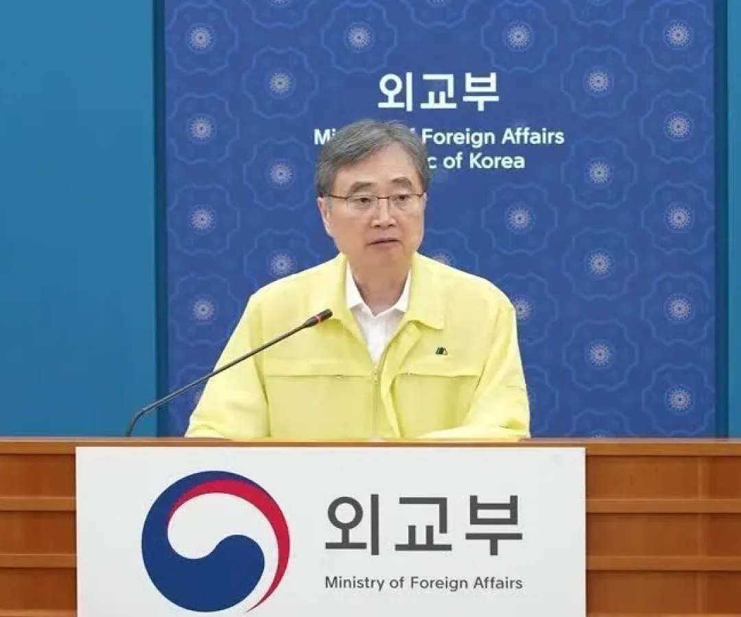Coreia do Sul promete apoio aos coreanos presos em operação de imigração dos EUA  • Reuters