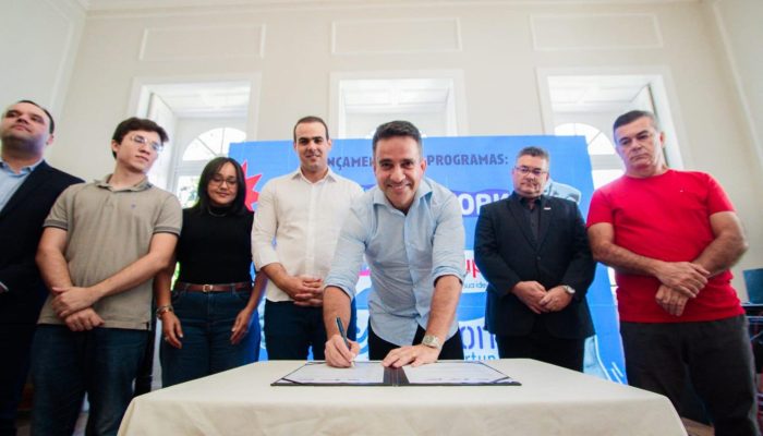 Governo de Alagoas comemora volume histórico de investimentos em ciência e tecnologia no estado. Foto: Pei Fon/ Agência Alagoas e Ascom Fapeal