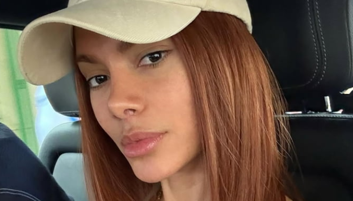 Anitta noiva? Cantor internacional exibe anel e fala de casamento; confira foto