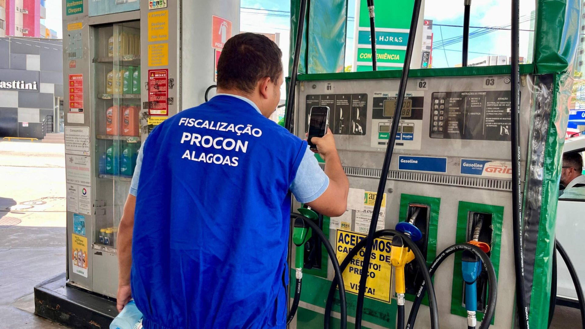 Fiscalizações do Procon foram realizadas em Maceió e no interior do estado -  Ascom Procon/AL