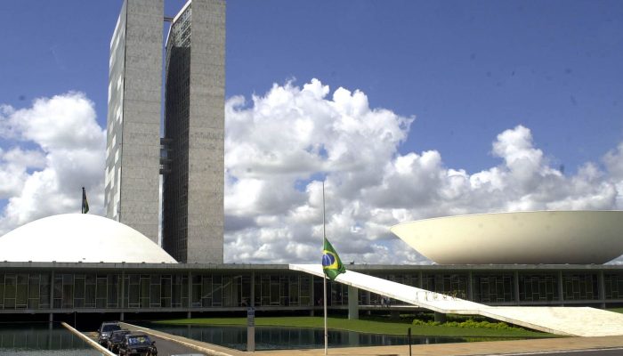 Congresso retoma trabalhos com pautas sobre os direitos da mulher