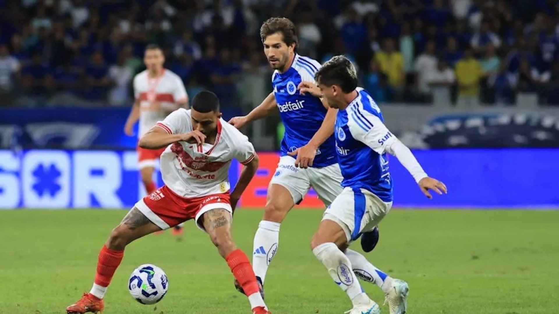 CRB e Cruzeiro duelam nesta quinta-feira (7), às 21h (de Brasília) - Foto: Reprodução/Ascom CRB