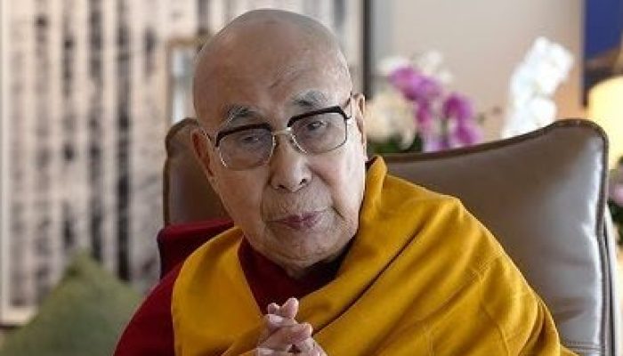 Dalai-lama completa 90 anos em festa contida sob pressão da China por sucessão