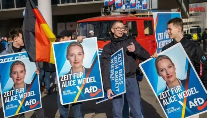 db8b5125-ft-cartazes-em-defesa-da-afd.jpeg