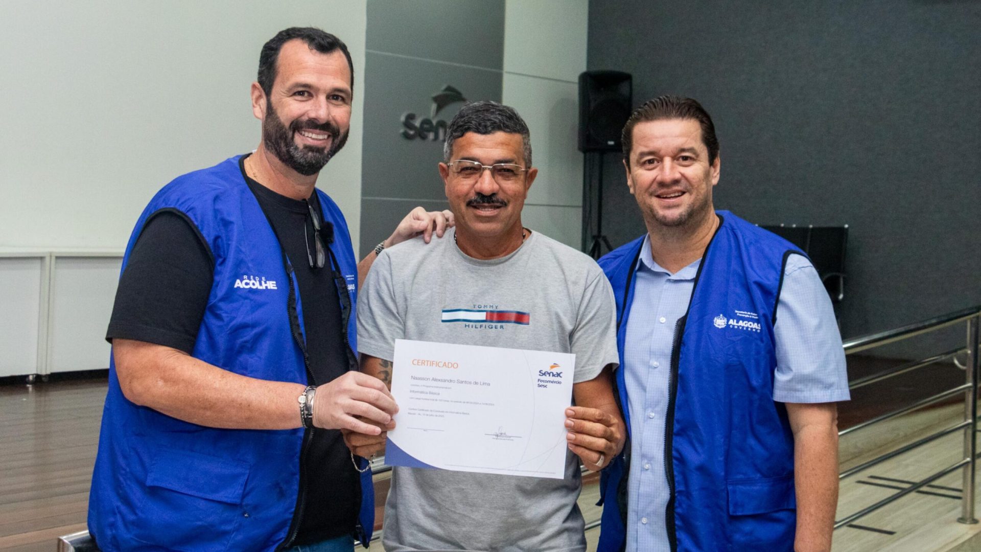 Mais uma turma formada por ex-acolhidos recebeu os certificados do curso de Informática Básica e estão prontos para atuar de forma profissional. Foto: Augusto Costa / Ascom Seprev