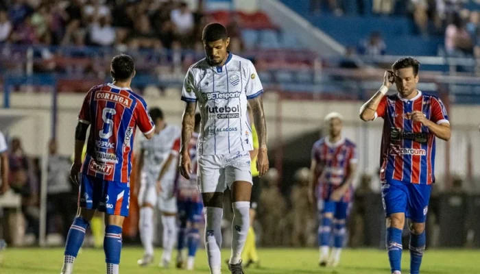 Tiago Marques passou em branco mais uma partida e viu o CSA perder em Itabaiana - Foto: Allan Max / Ascom CSA