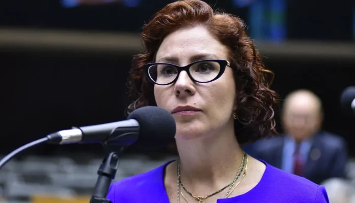Deputada federal licenciada Carla Zambelli (PL-SP)  • Zeca Ribeiro/Câmara dos Deputados