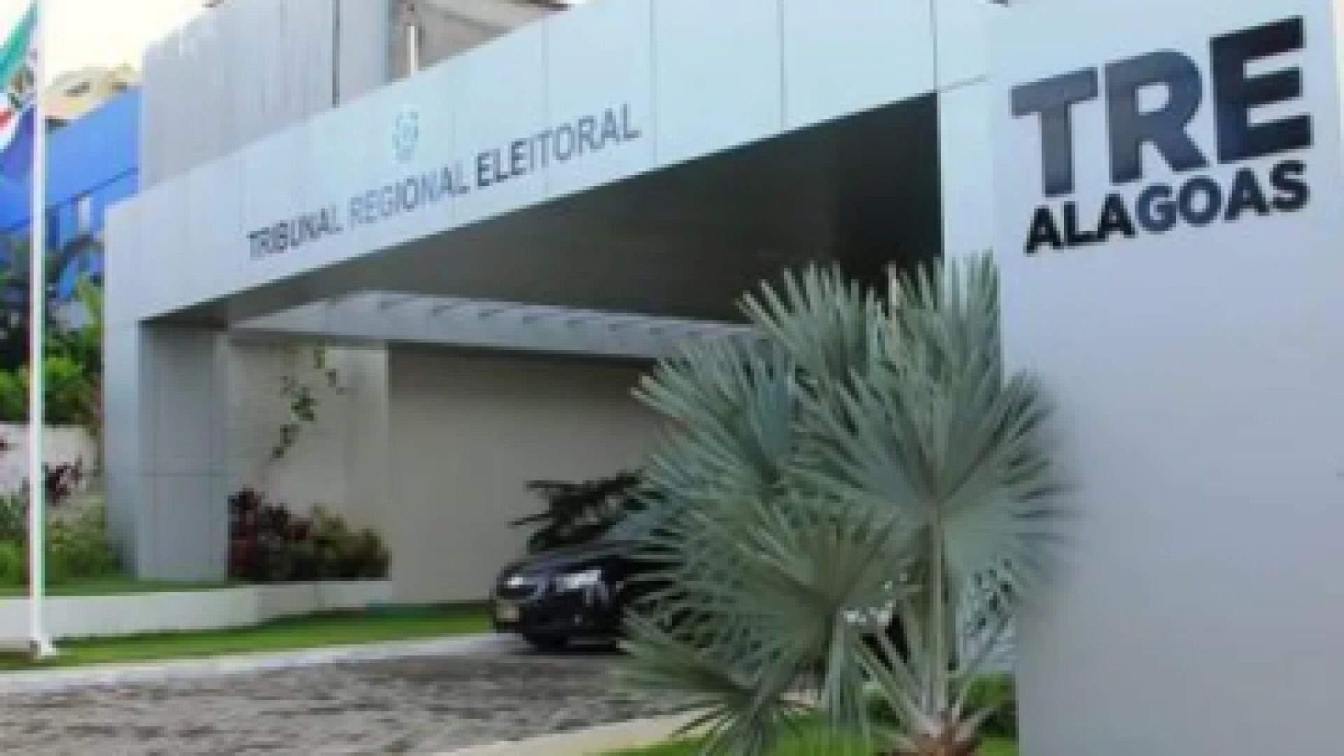 Já com voto pela cassação de Dantas e Tio Rafa, TRE marca para segunda-feira julgamento do Escola 10