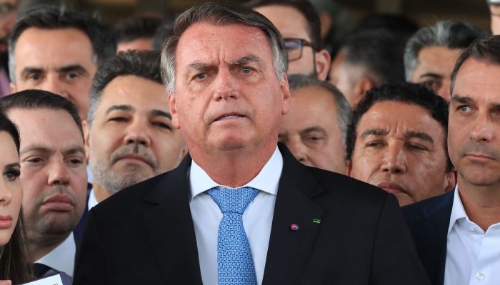 Moraes diz que Bolsonaro ignora e desrespeita o Supremo