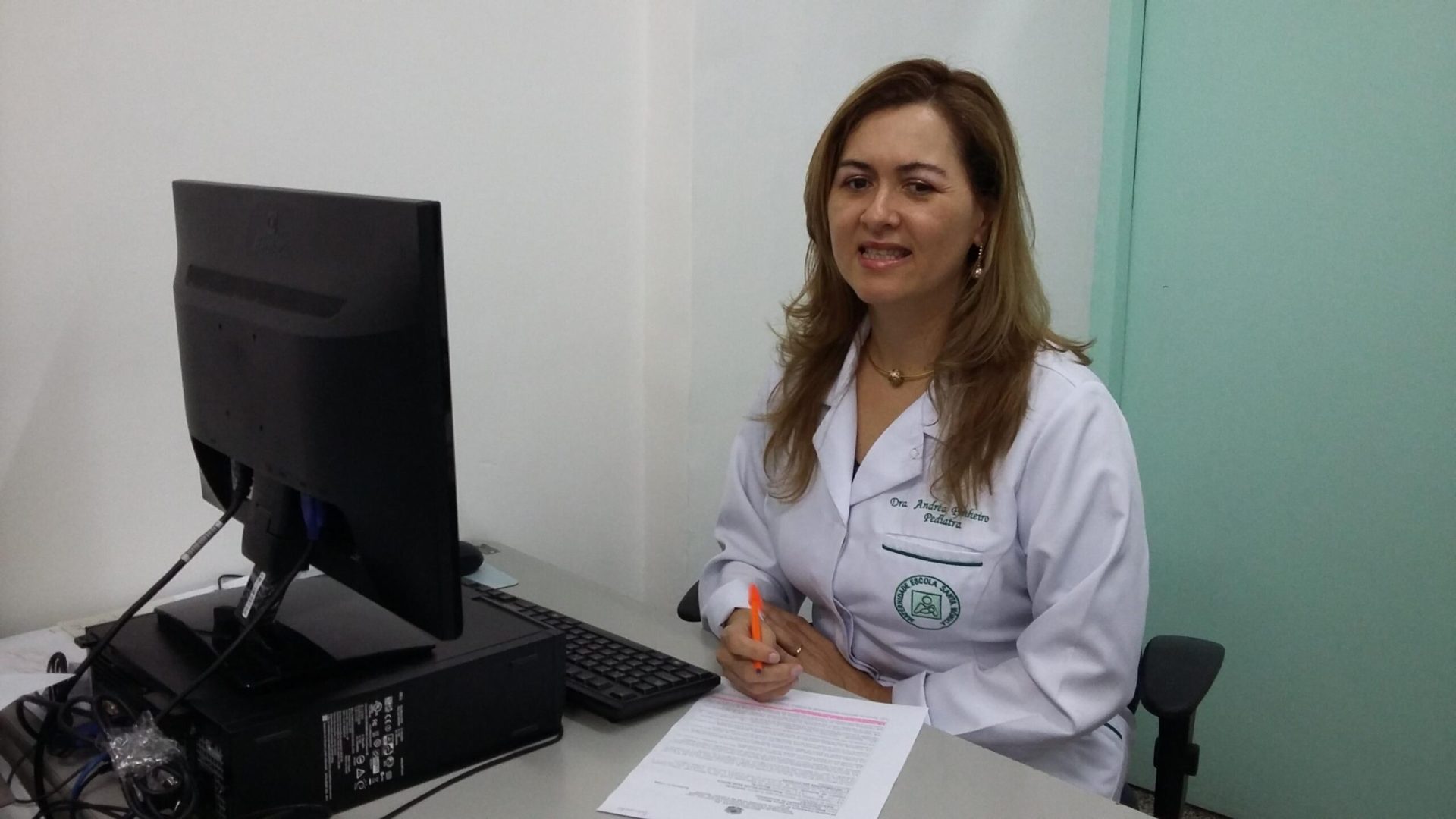 A pediatra Andréa Pinheiro destaca o trabalho diário de incentivo à amamentação - Wedja Santos / Ascom MESM