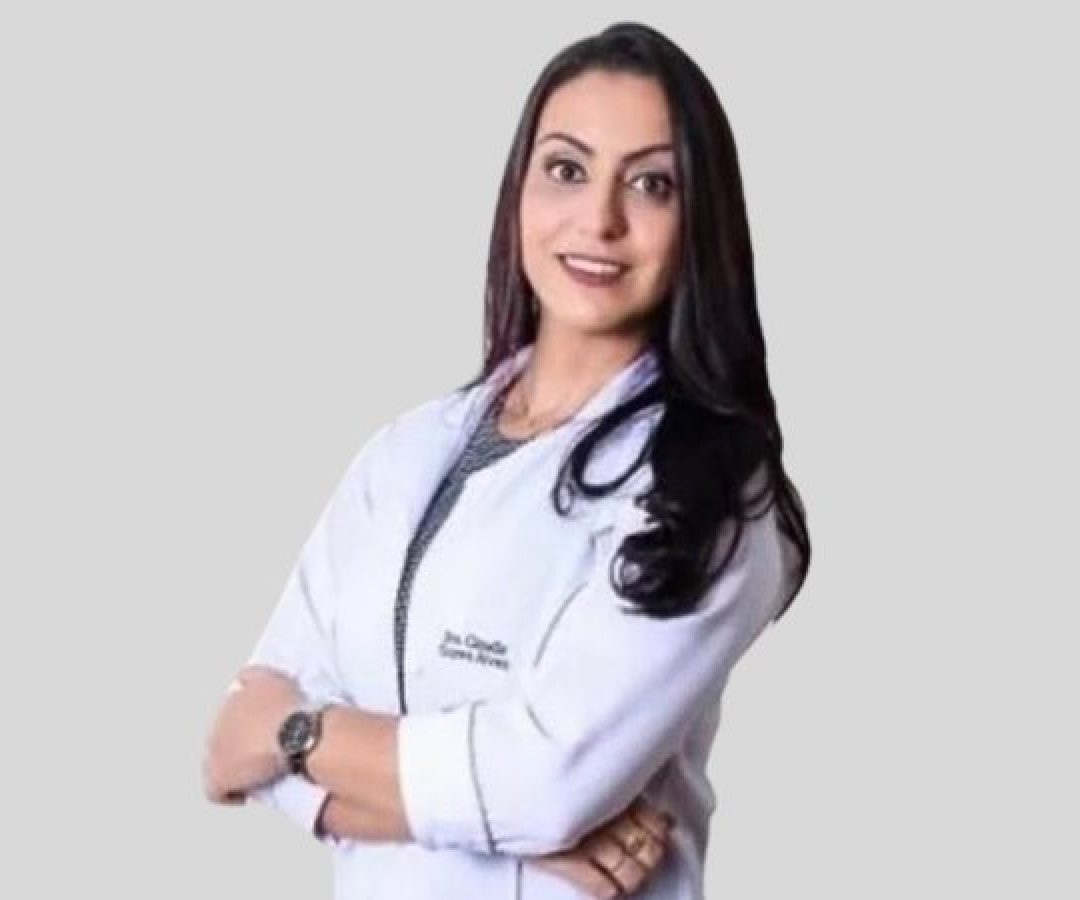 Médica que raptou bebê de hospital é demitida de universidade em MG