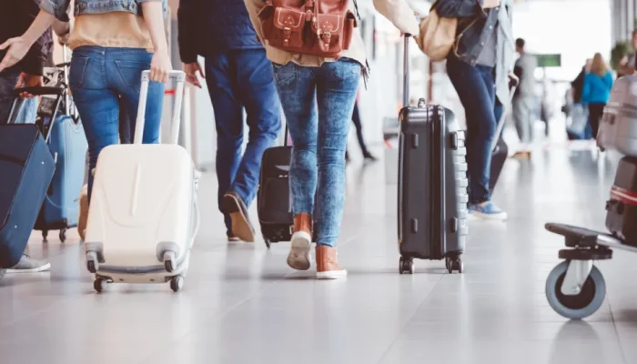 Voa Brasil completa um ano com 45 mil reservas para aposentados