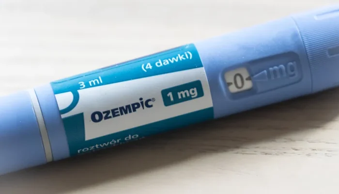 Anvisa proíbe versões manipuladas de Ozempic, Mounjaro e Wegovy no Brasil