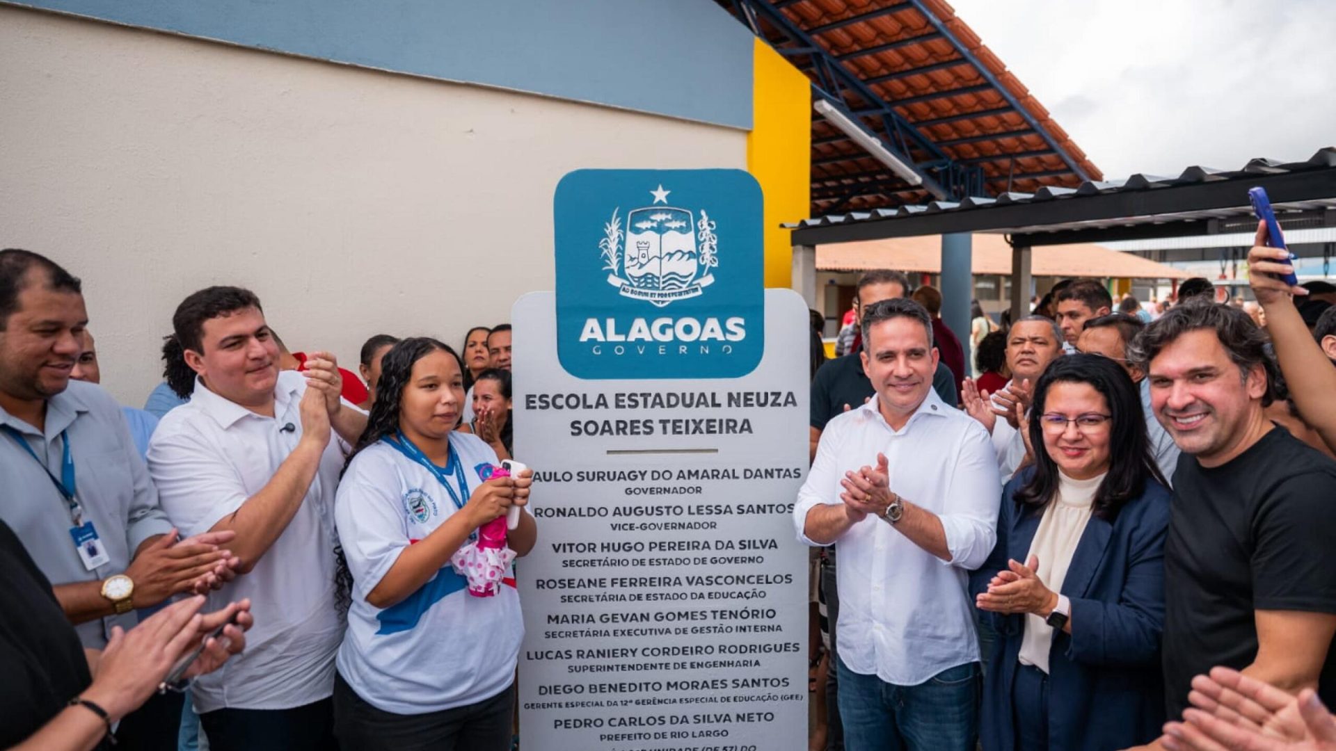 paulo-dantas-inaugura-escola-e-autoriza-construcao-de-nova-upa-em-rio-largo