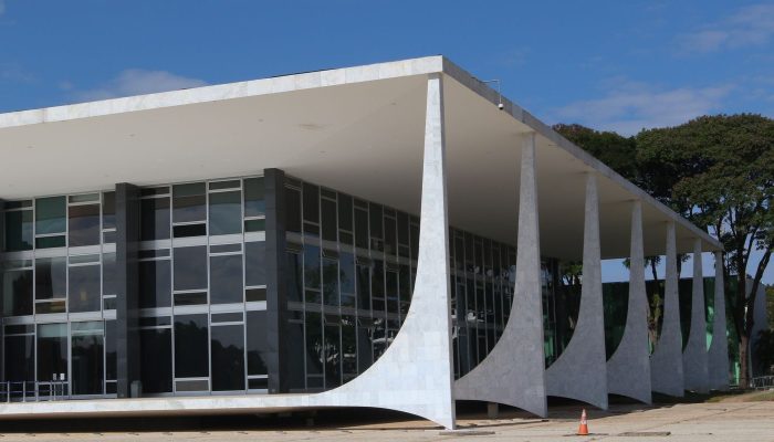 Maioria do STF mantém decisão que levou 7 deputados a perderem mandato